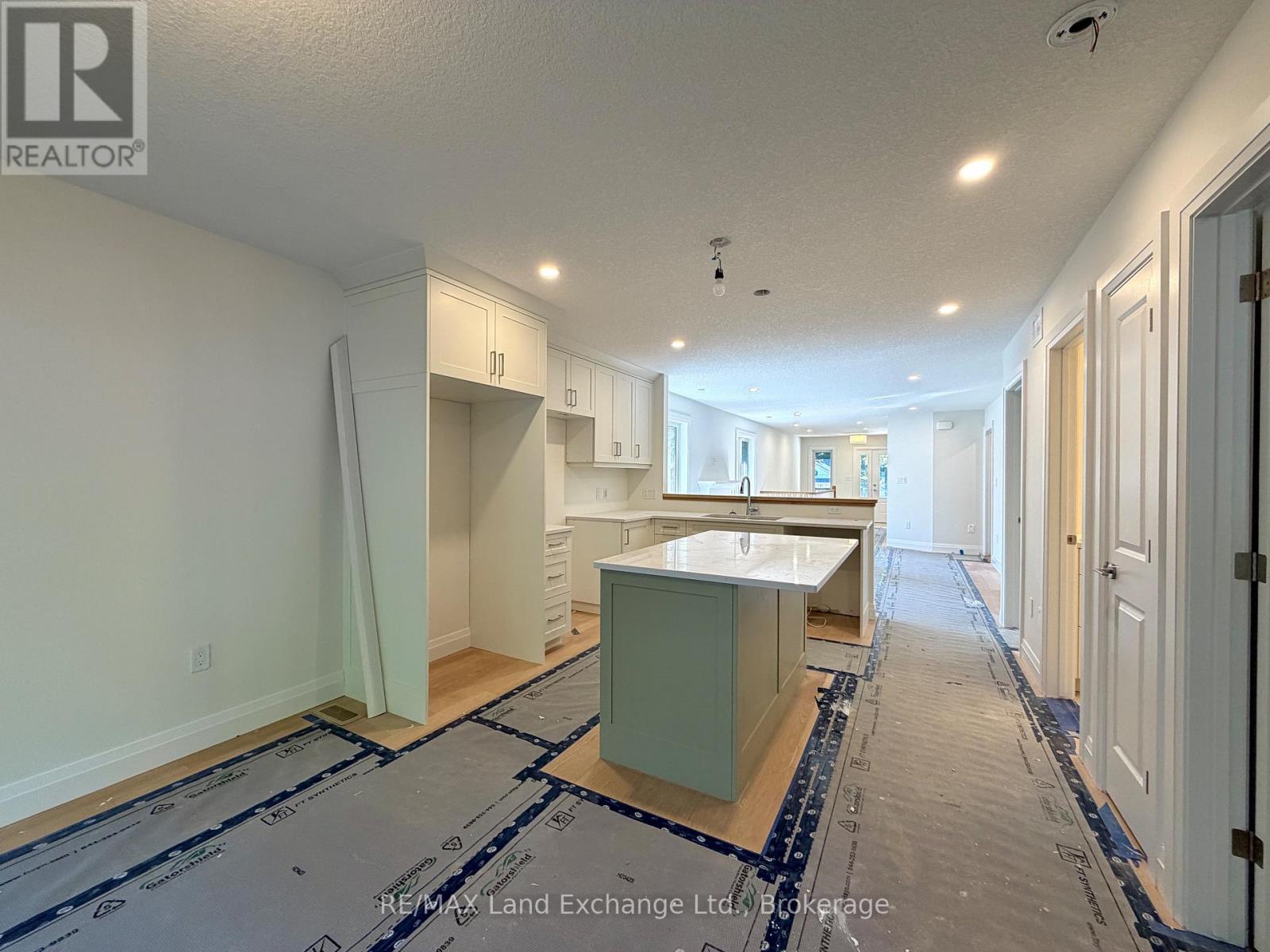 615 Hilker Street, Saugeen Shores, Ontario  N0H 2C4 - Photo 4 - X13071270