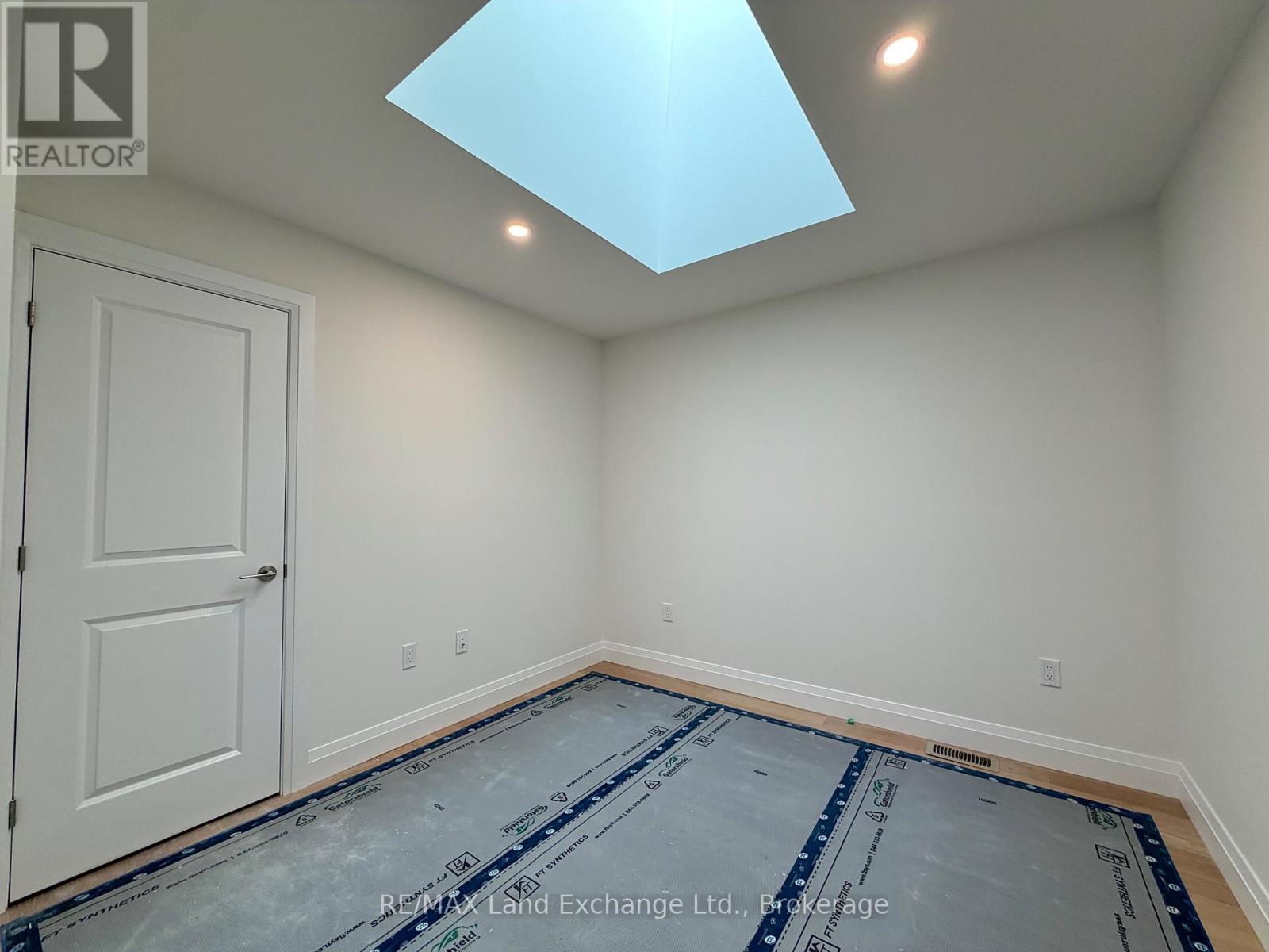 615 Hilker Street, Saugeen Shores, Ontario  N0H 2C4 - Photo 6 - X13071270
