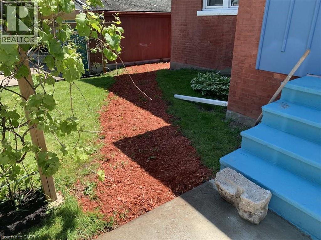 4322 Bampfield Street, Niagara Falls, Ontario  L2E 1G8 - Photo 4 - 40826312