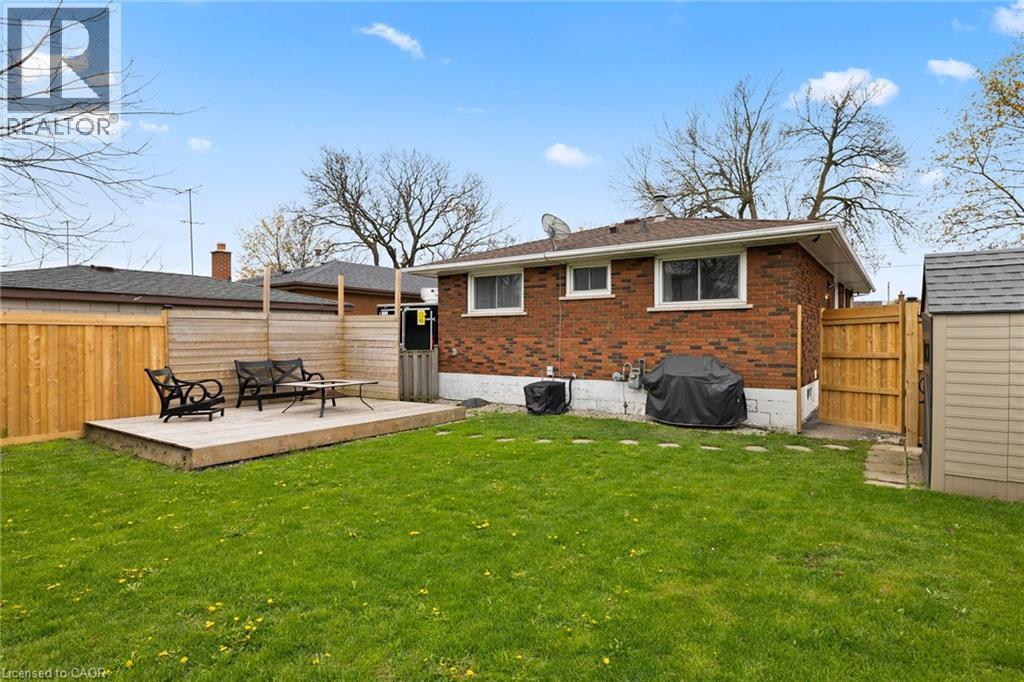 42 Atwater Crescent, Hamilton, Ontario  L9C 2E7 - Photo 41 - 40826059