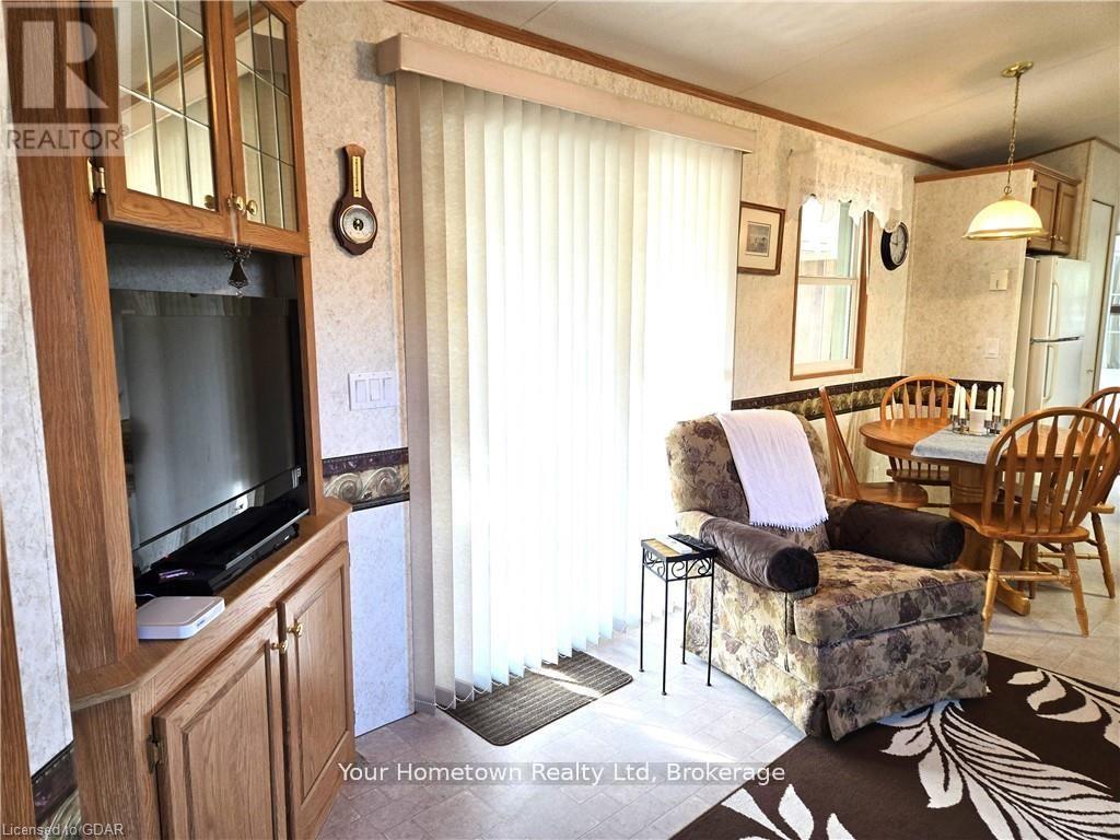 204 Beach Road, Centre Wellington, Ontario  N1M 2W5 - Photo 10 - X13072684