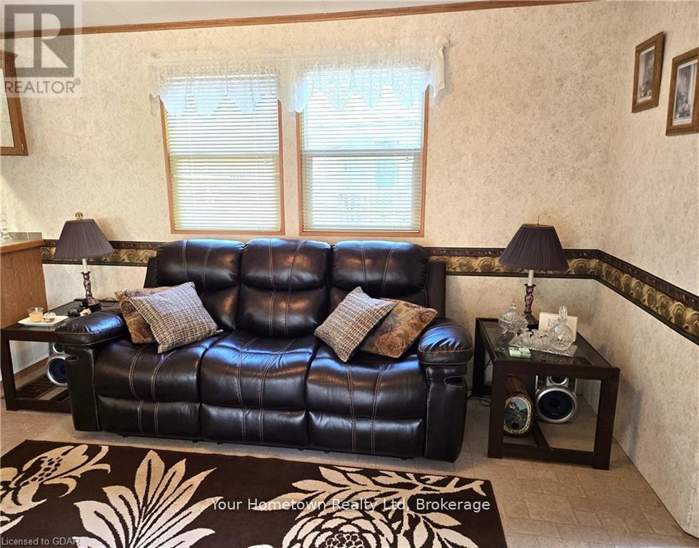 204 Beach Road, Centre Wellington, Ontario  N1M 2W5 - Photo 9 - X13072684