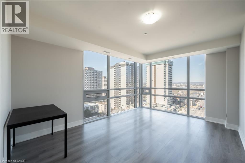 150 Main Street W Unit# Ph3, Hamilton, Ontario  L8P 1H8 - Photo 3 - 40826405