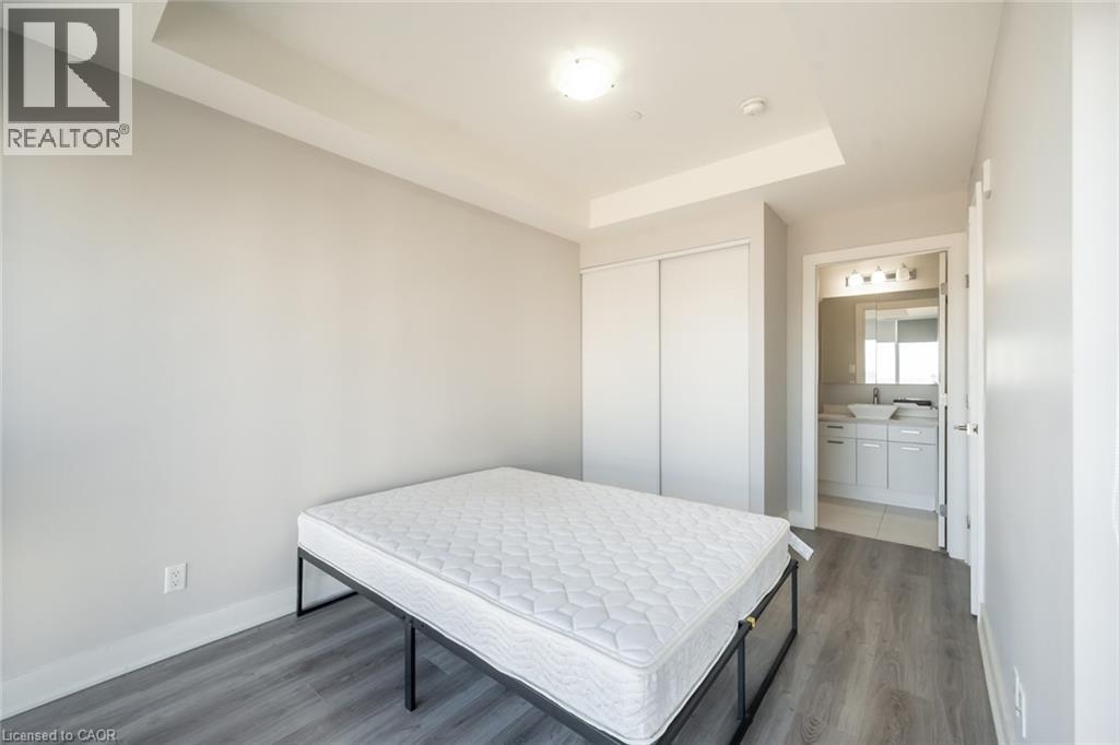 150 Main Street W Unit# Ph3, Hamilton, Ontario  L8P 1H8 - Photo 9 - 40826405