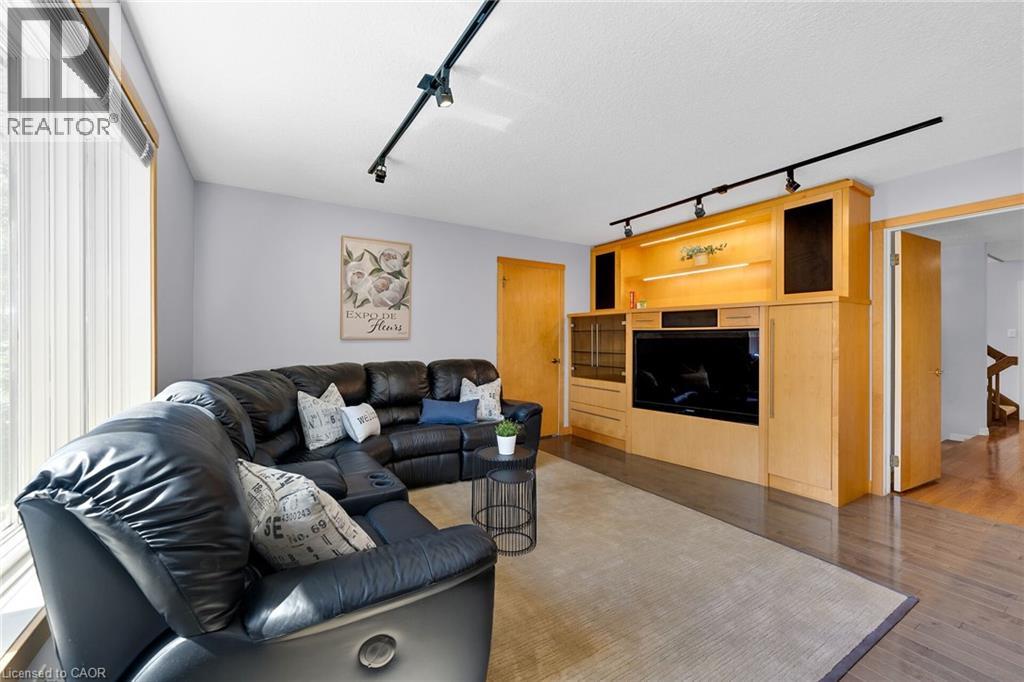 33 Walnut Drive, Guelph, Ontario  N1E 4B4 - Photo 13 - 40825188