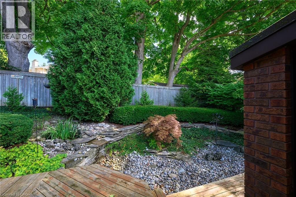 33 Walnut Drive, Guelph, Ontario  N1E 4B4 - Photo 42 - 40825188