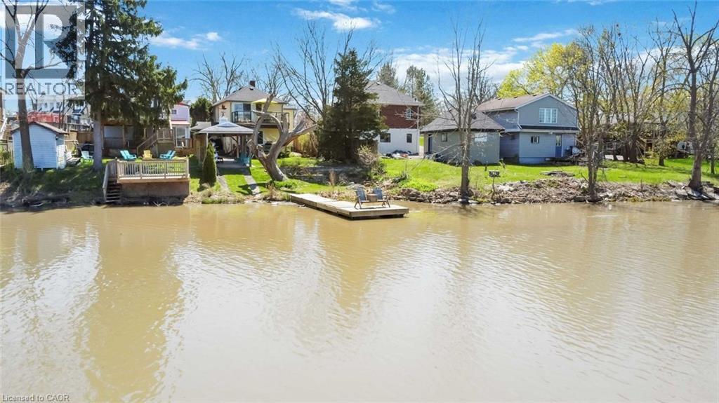 70 Riverside Drive, Welland, Ontario  L3C 5E2 - Photo 4 - 40826455