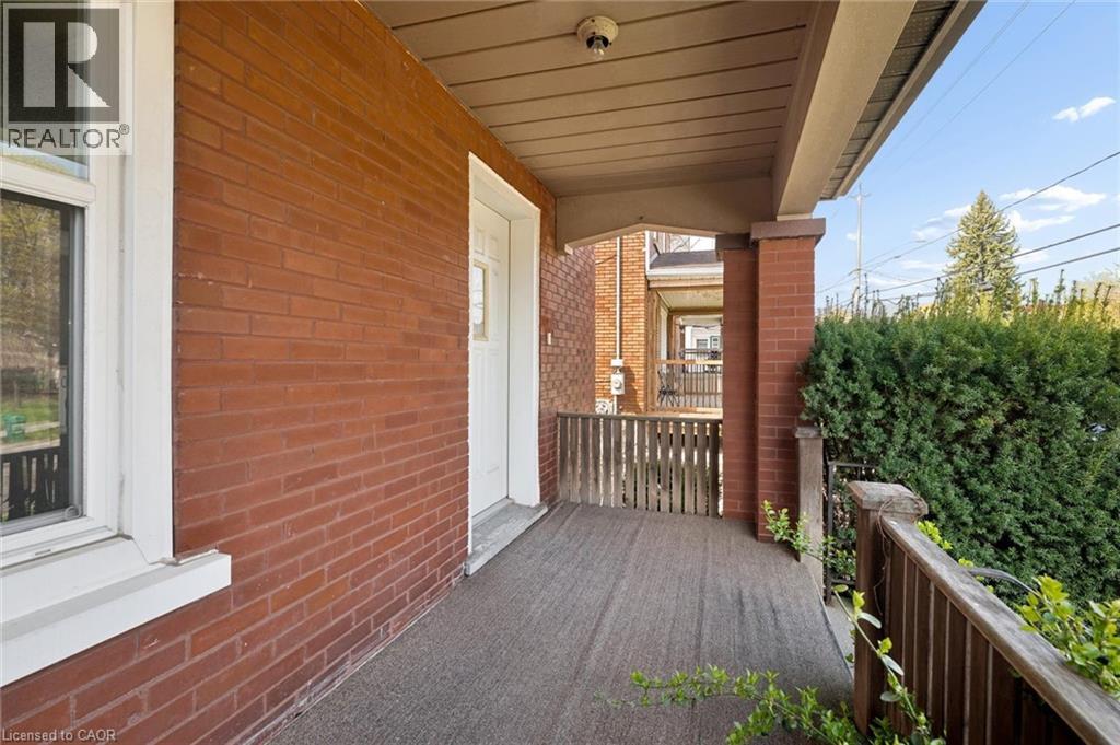 367 Victoria Street S, Kitchener, Ontario  N2M 3A4 - Photo 4 - 40822818