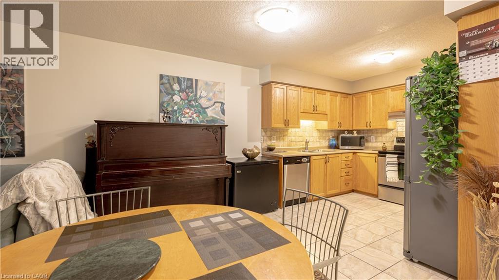 85 Bankside Drive Unit# E34, Kitchener, Ontario  N2N 3M4 - Photo 7 - 40826459