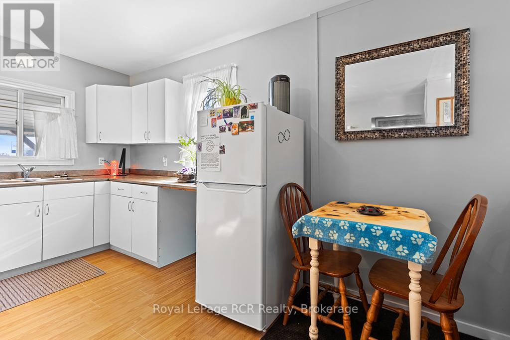 2882 6 Highway, Northern Bruce Peninsula, Ontario  N0H 1W0 - Photo 12 - X13074374