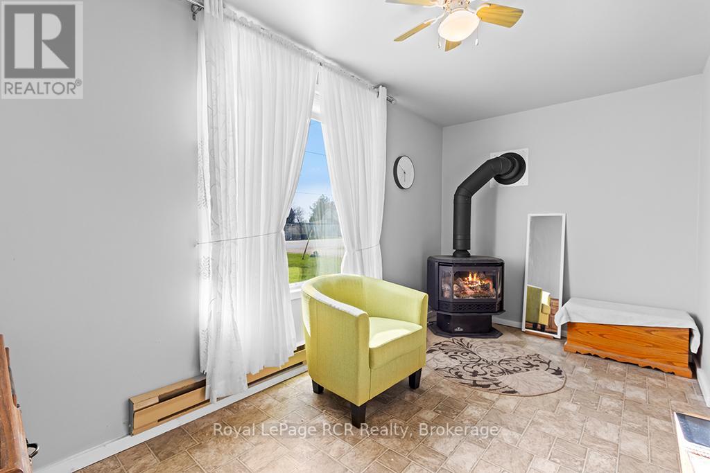 2882 6 Highway, Northern Bruce Peninsula, Ontario  N0H 1W0 - Photo 17 - X13074374