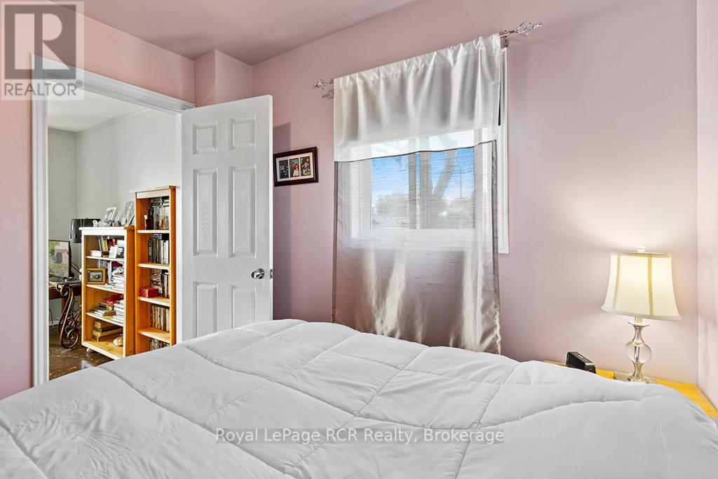 2882 6 Highway, Northern Bruce Peninsula, Ontario  N0H 1W0 - Photo 18 - X13074374