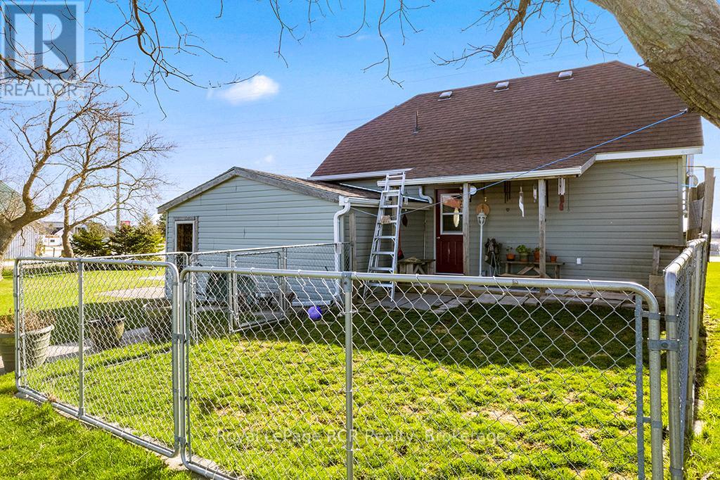 2882 6 Highway, Northern Bruce Peninsula, Ontario  N0H 1W0 - Photo 32 - X13074374