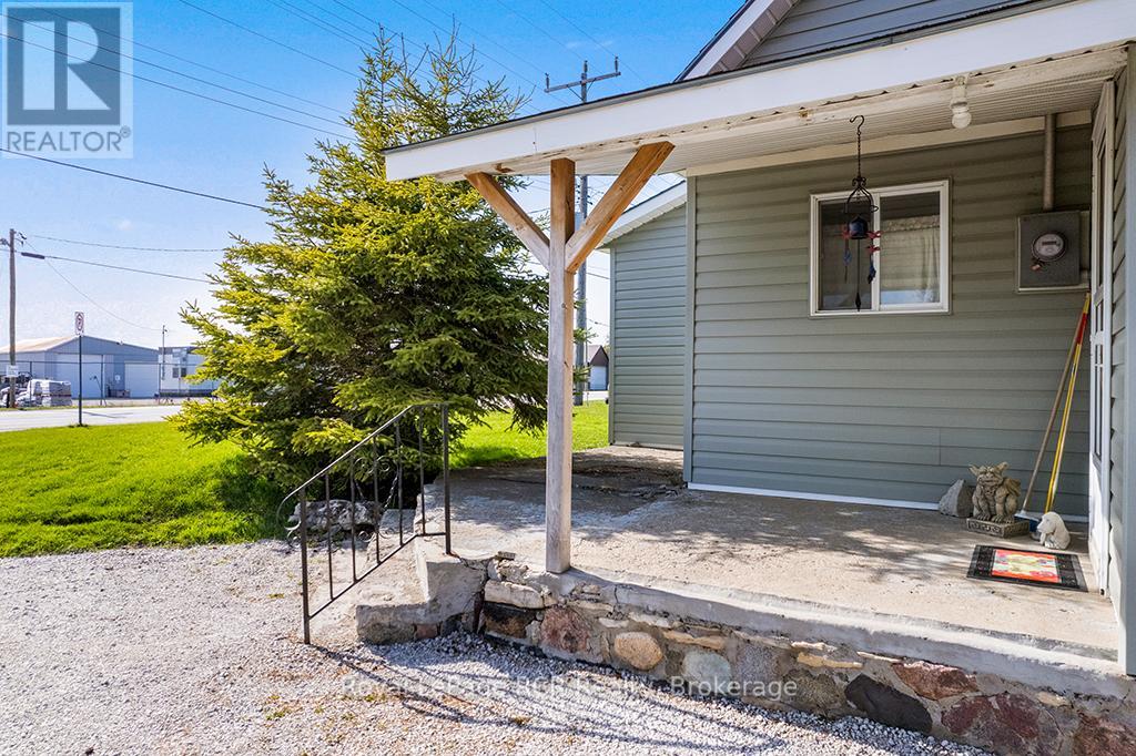 2882 6 Highway, Northern Bruce Peninsula, Ontario  N0H 1W0 - Photo 5 - X13074374