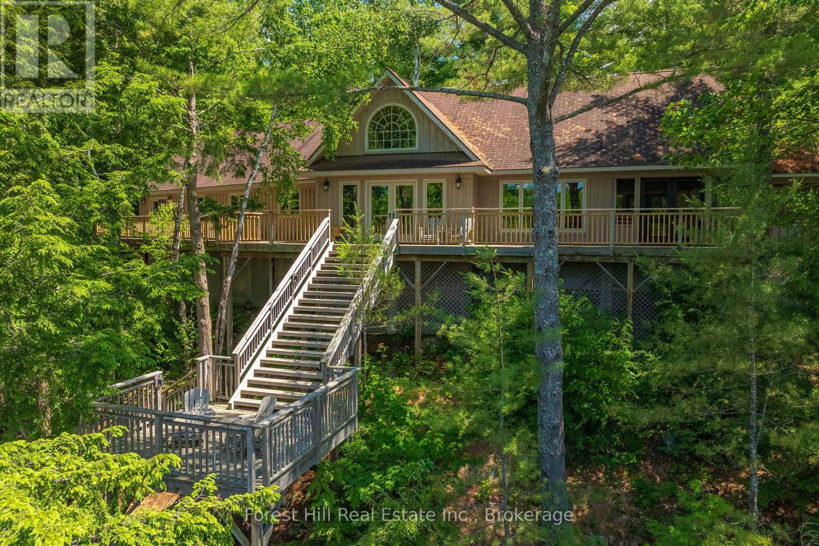 1 Sl 19 Roberts Island, Muskoka Lakes, Ontario  P0B 1M0 - Photo 2 - X13074504