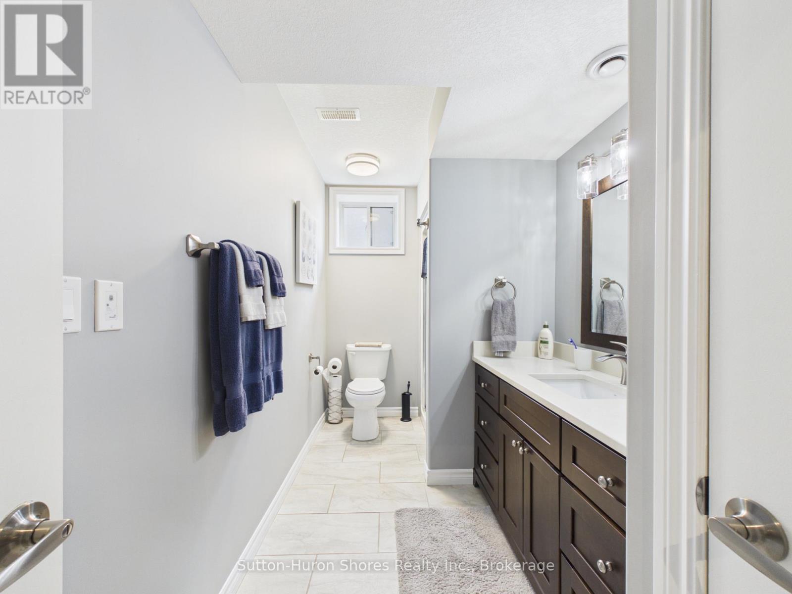 345 Ray Street, Saugeen Shores, Ontario  N0H 2C1 - Photo 15 - X13076820
