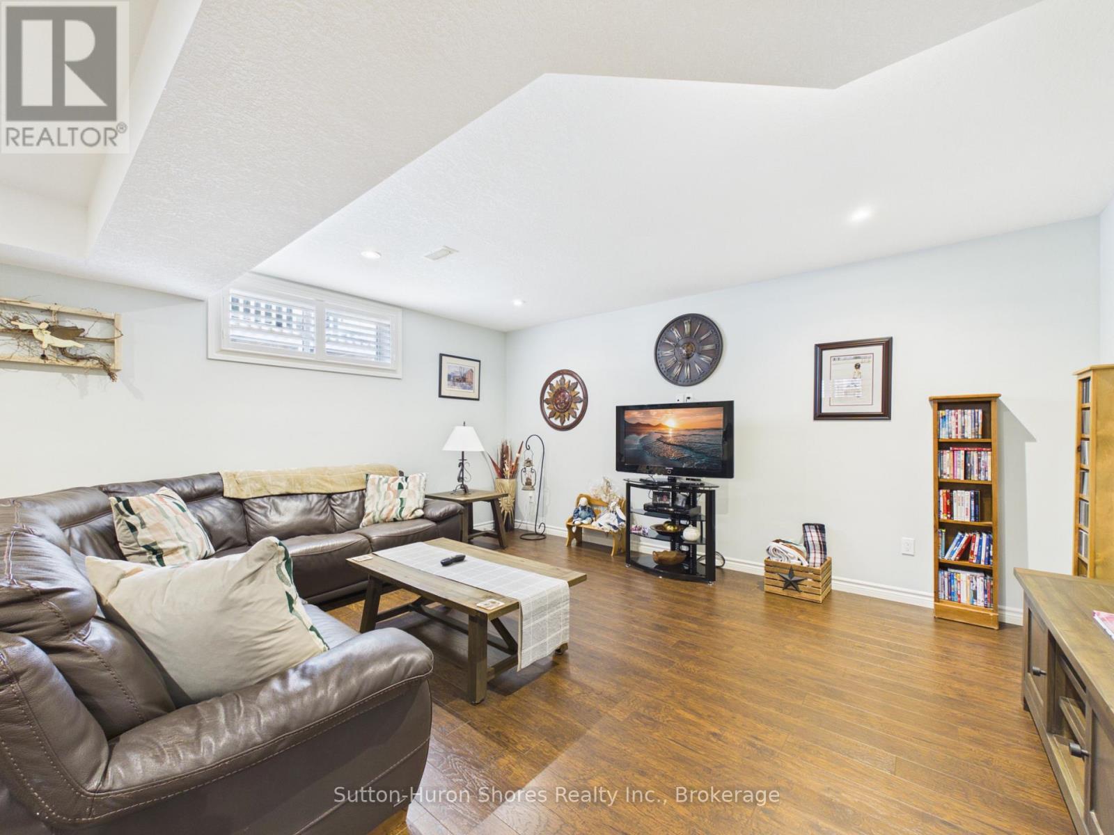 345 Ray Street, Saugeen Shores, Ontario  N0H 2C1 - Photo 19 - X13076820