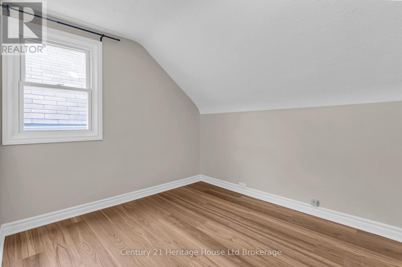 1098 Frances Street, London East, Ontario  N5W 2L7 - Photo 12 - X13076814