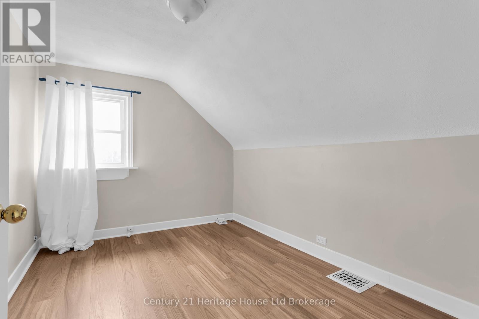 1098 Frances Street, London East, Ontario  N5W 2L7 - Photo 14 - X13076814