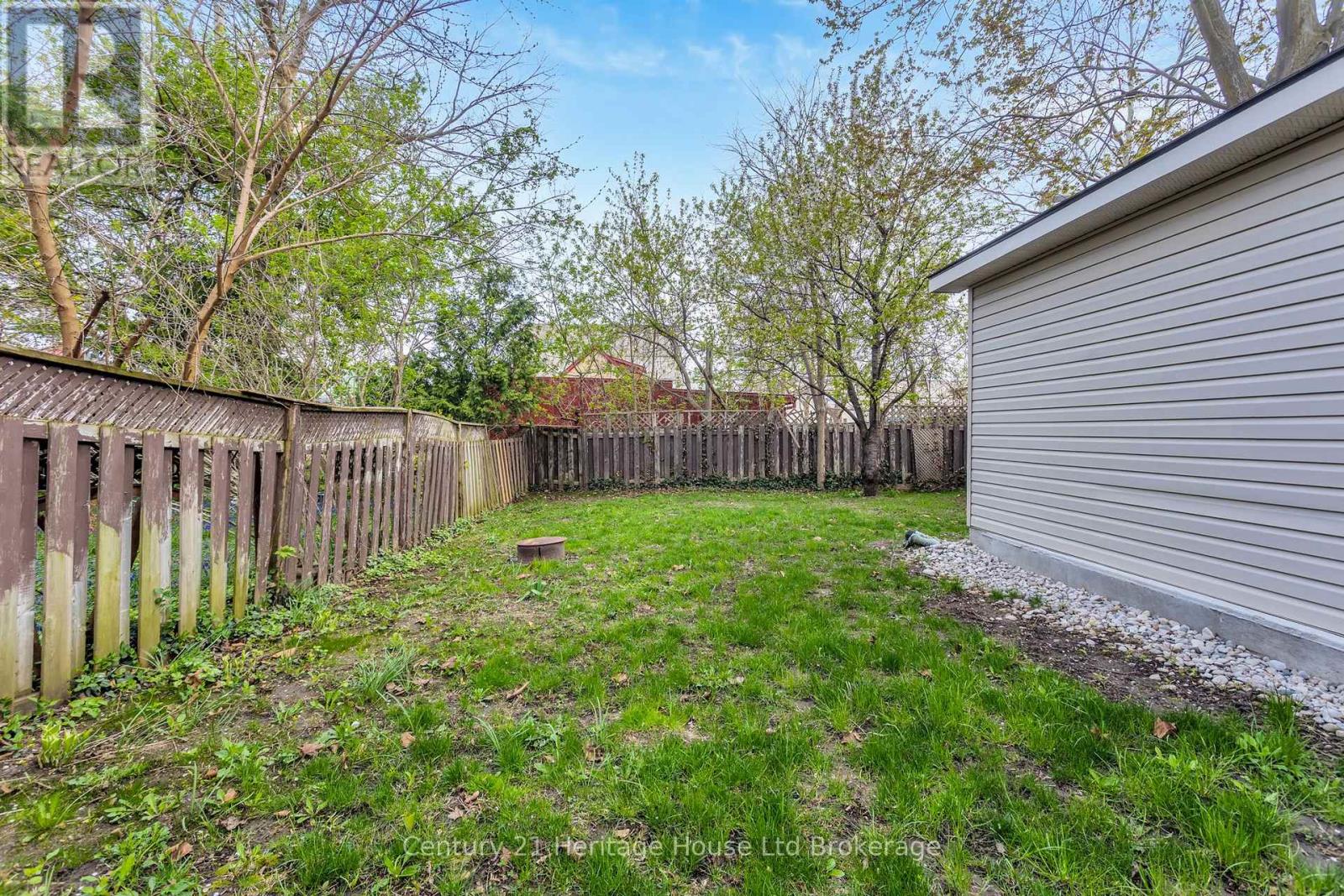 1098 Frances Street, London East, Ontario  N5W 2L7 - Photo 17 - X13076814