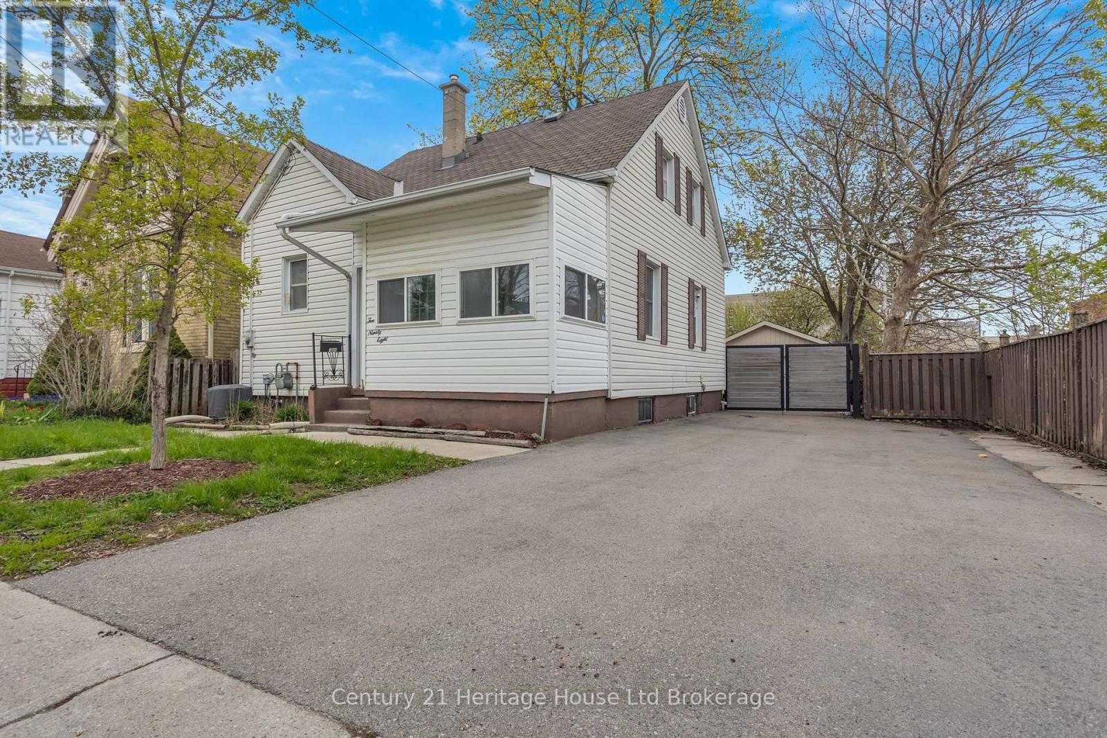 1098 Frances Street, London East, Ontario  N5W 2L7 - Photo 2 - X13076814