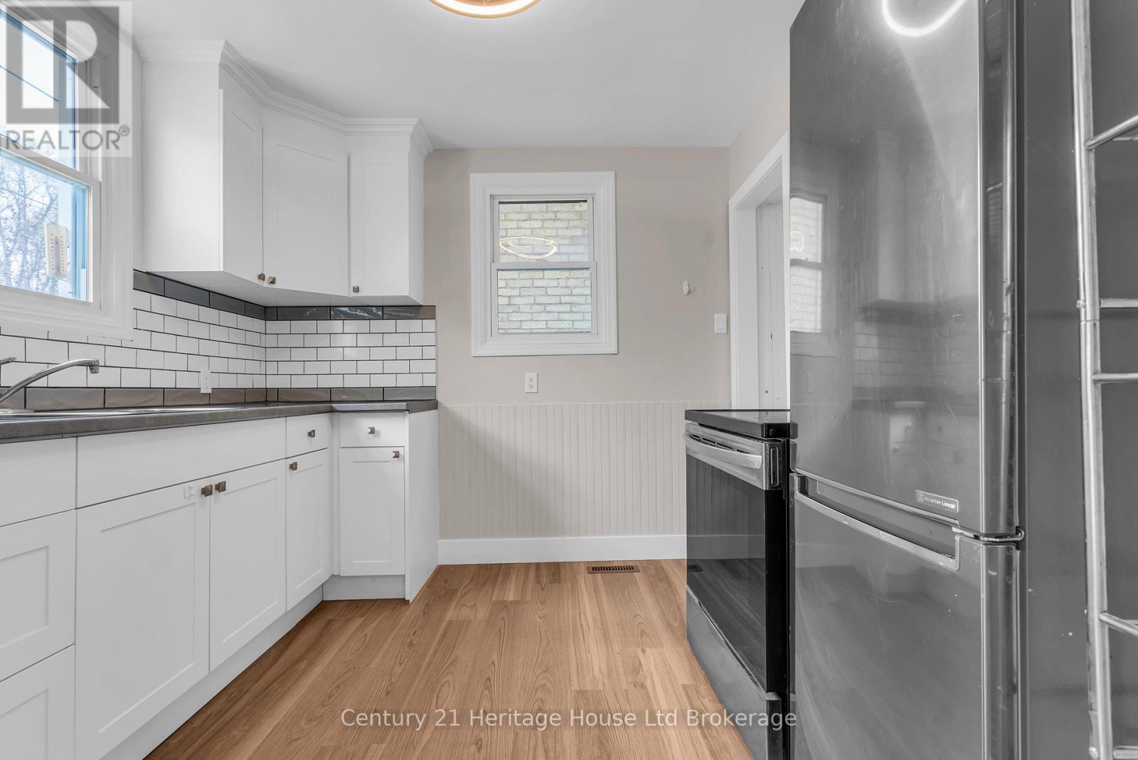 1098 Frances Street, London East, Ontario  N5W 2L7 - Photo 4 - X13076814