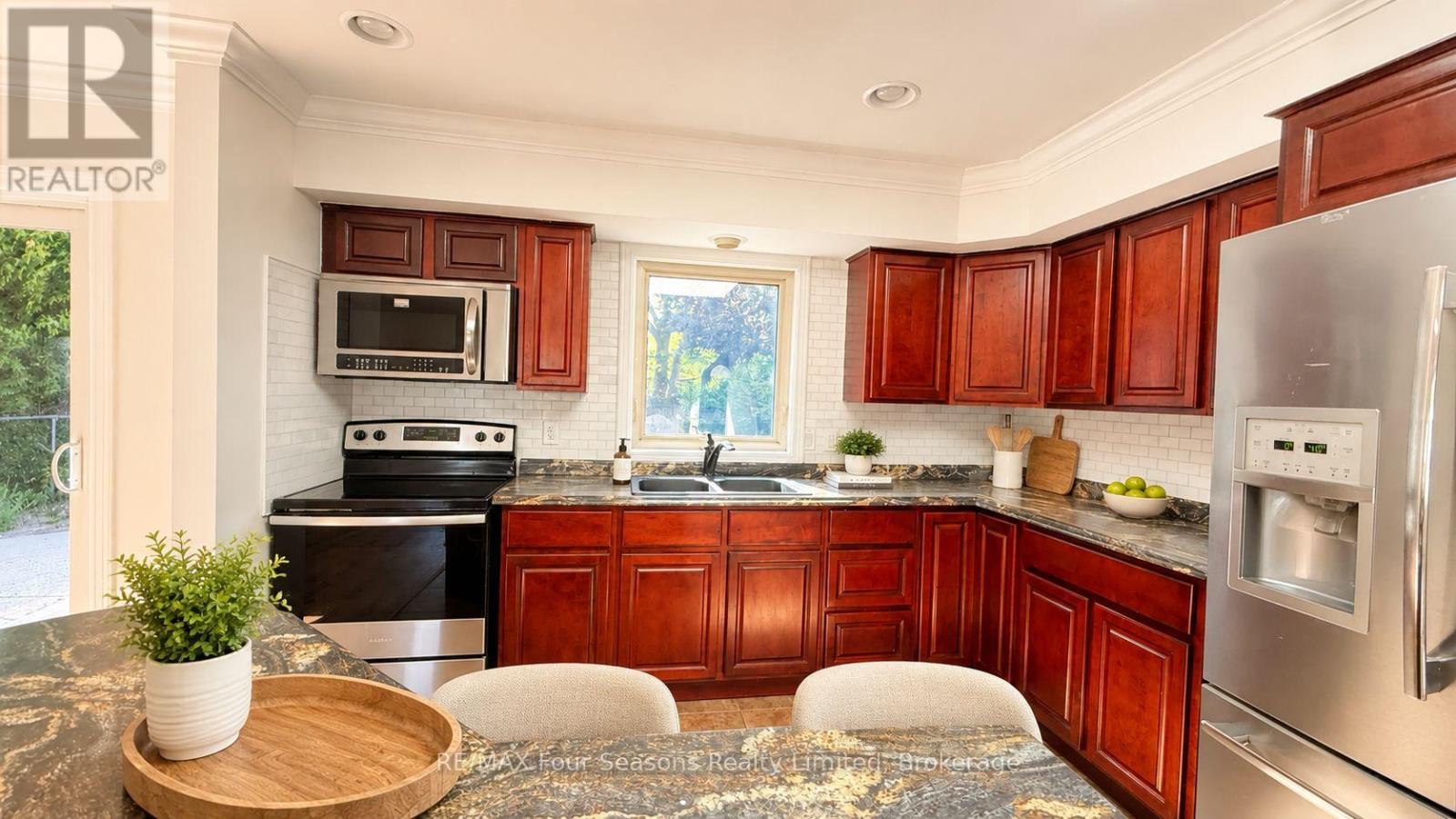 599 Thede Drive, Saugeen Shores, Ontario  N0H 2C4 - Photo 19 - X13077300