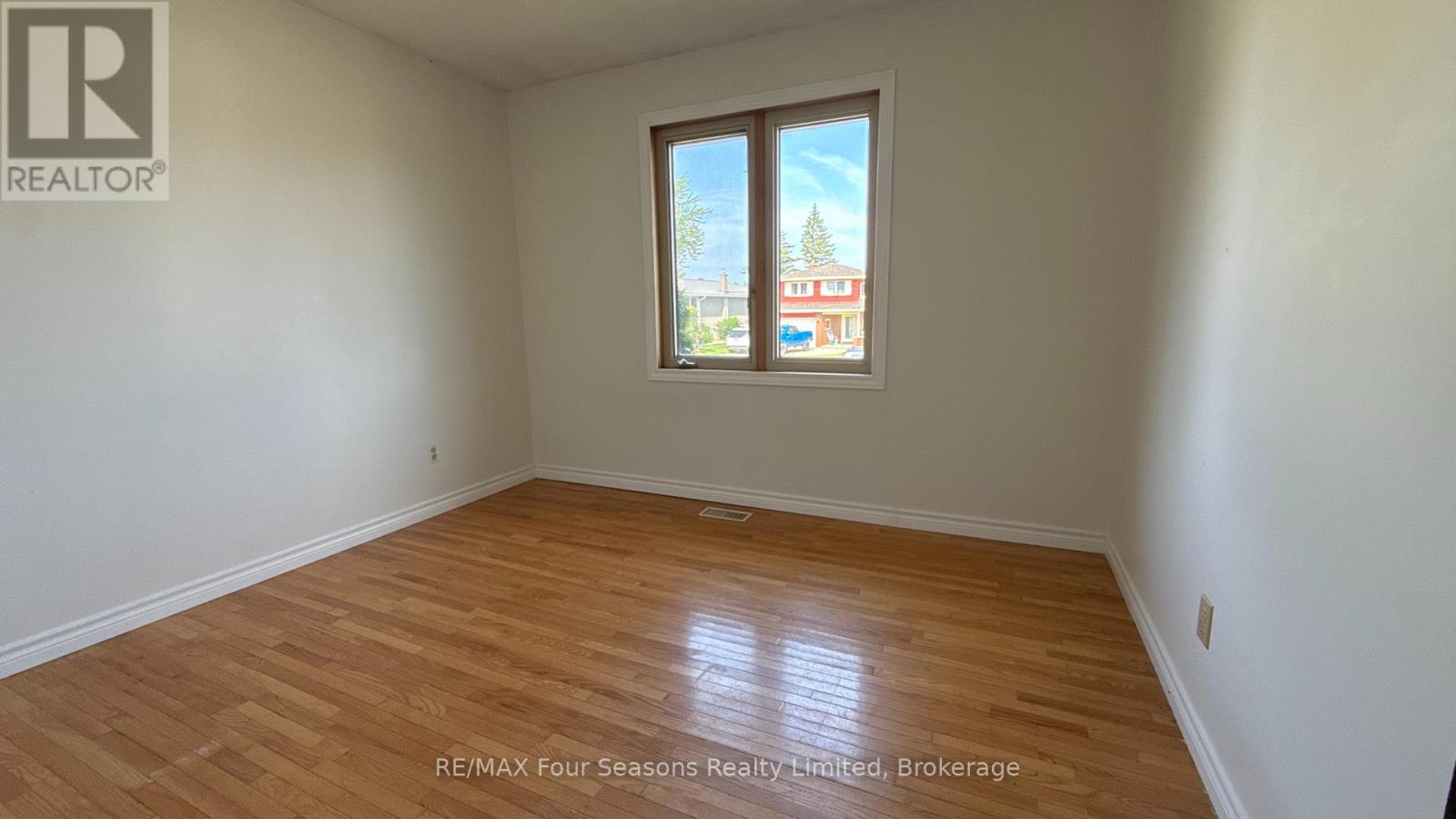 599 Thede Drive, Saugeen Shores, Ontario  N0H 2C4 - Photo 22 - X13077300