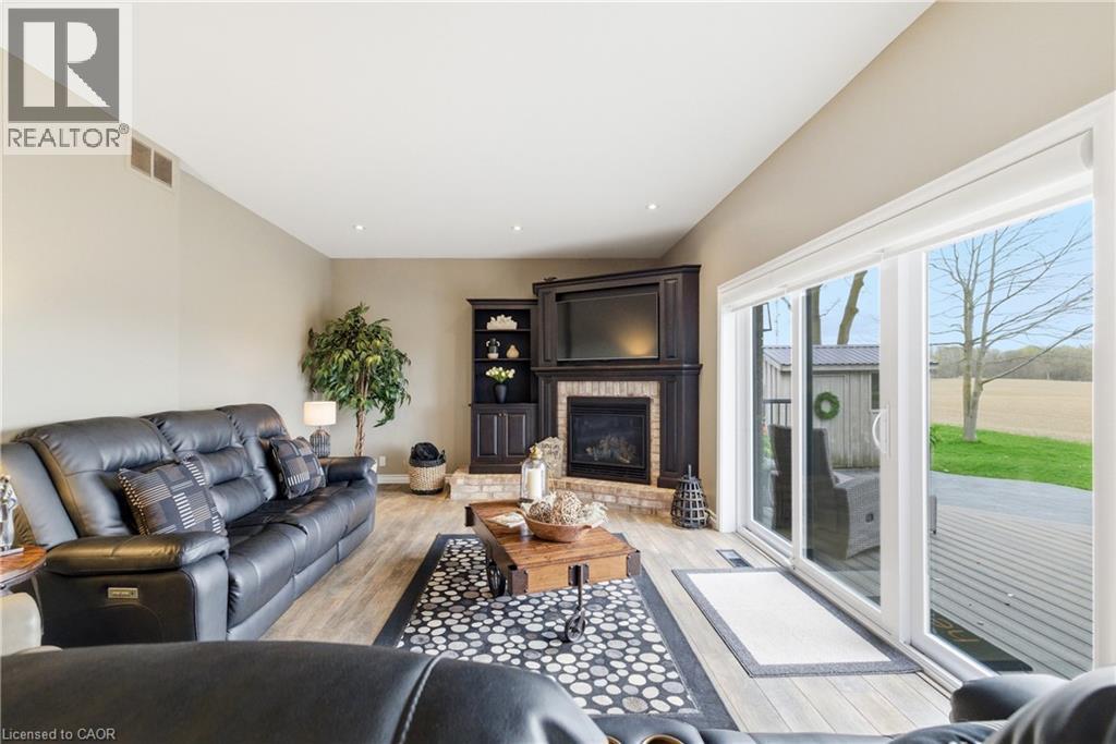 890 Perkin Crescent, Listowel, Ontario  N4W 3R8 - Photo 18 - 40825630