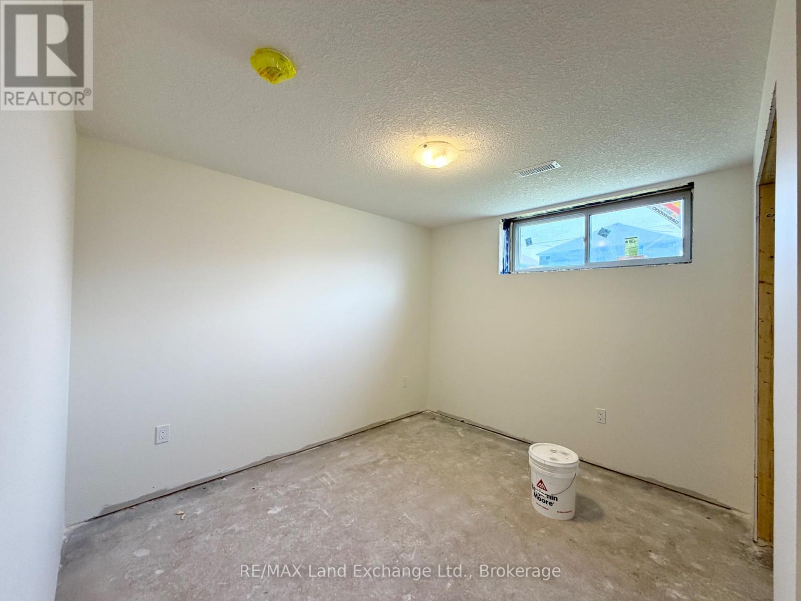 383 Rosner Drive, Saugeen Shores, Ontario  N0H 2C8 - Photo 11 - X13078870