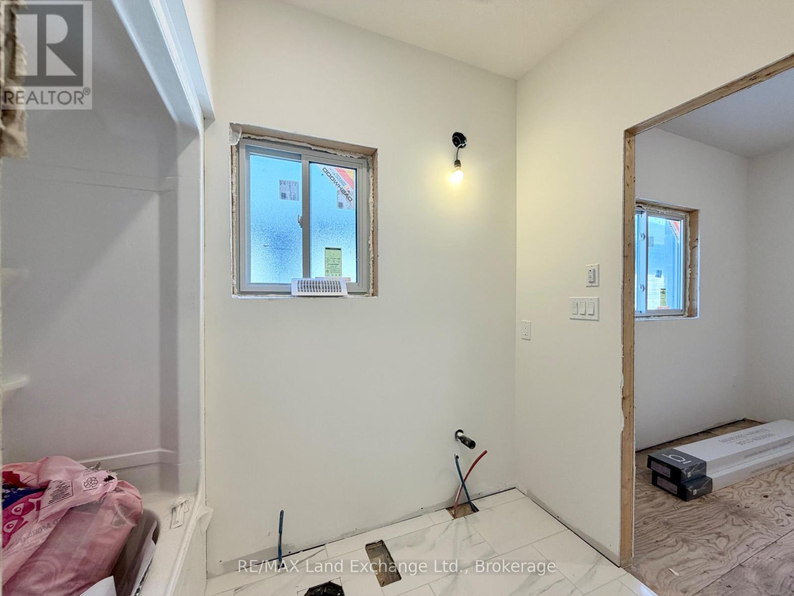383 Rosner Drive, Saugeen Shores, Ontario  N0H 2C8 - Photo 4 - X13078870