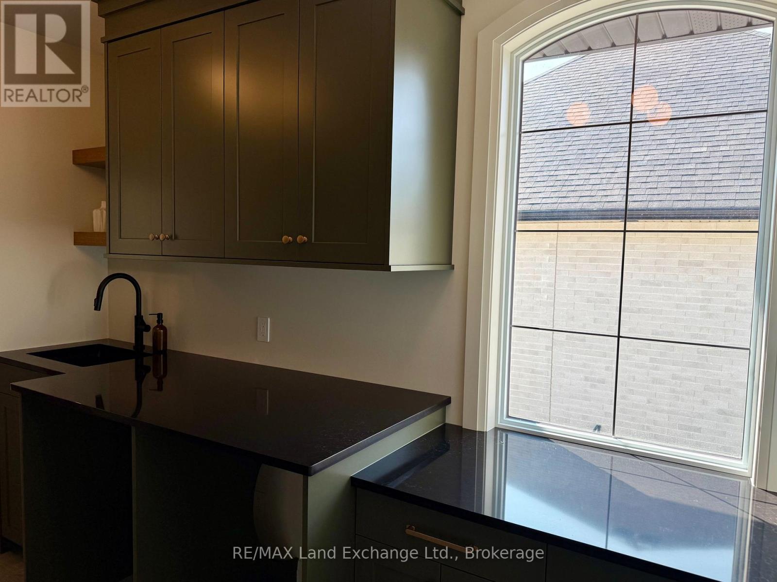 926 Bogdanovic Way, Huron-Kinloss, Ontario  N2Z 0H3 - Photo 17 - X13079342