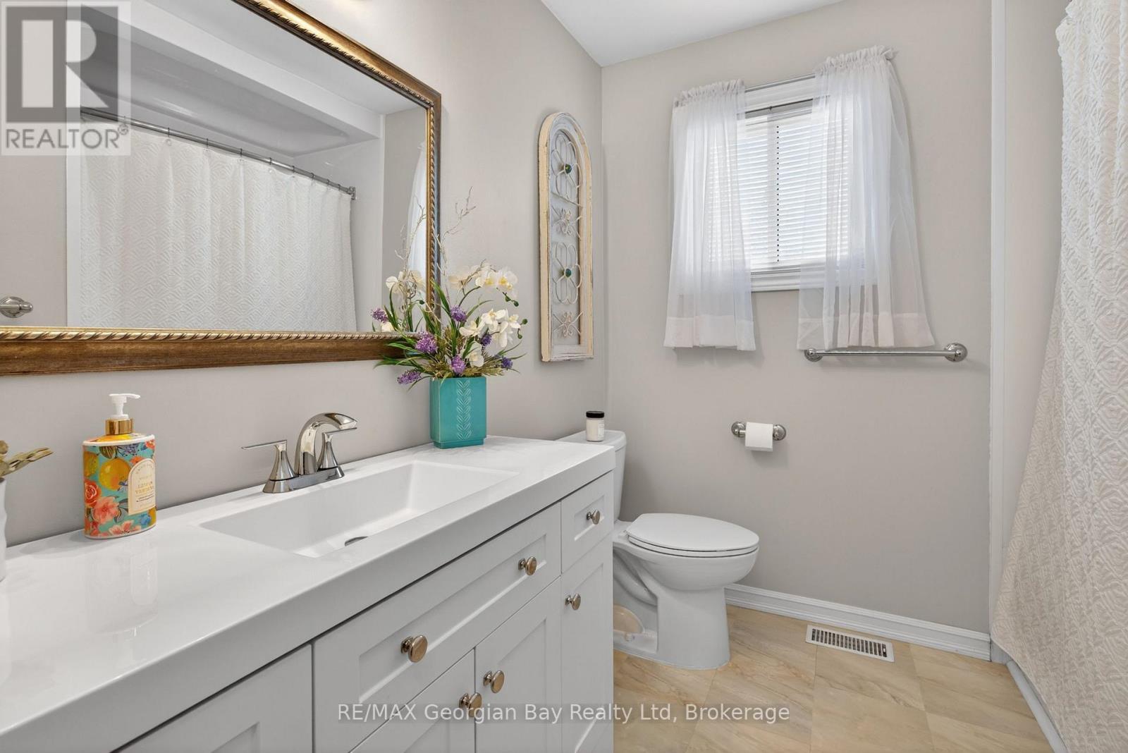 32 Bonaventure Place, Penetanguishene, Ontario  L9M 1J3 - Photo 20 - S13080208