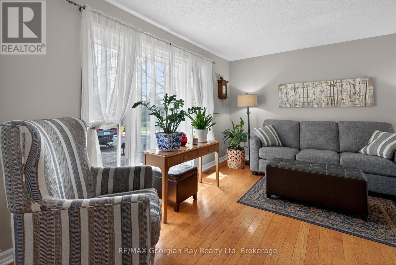 32 Bonaventure Place, Penetanguishene, Ontario  L9M 1J3 - Photo 8 - S13080208