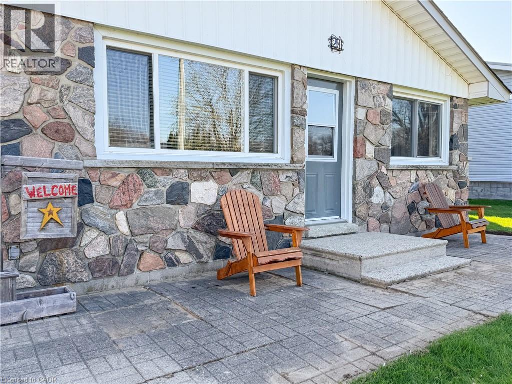 21 Poplar Road, Long Point, Ontario  N0E 1M0 - Photo 4 - 40823845