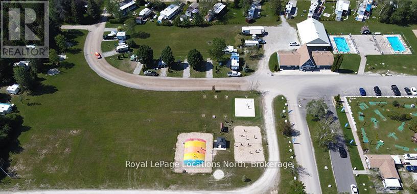 2 Wasaga Pines Lane E, Springwater, Ontario  L0L 1P0 - Photo 32 - S13080762