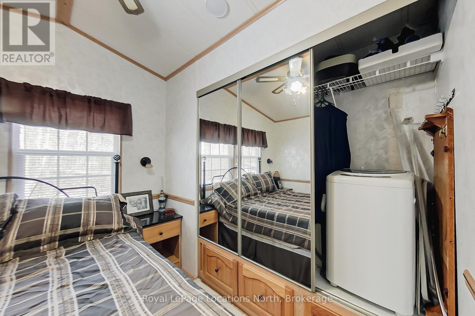2 Wasaga Pines Lane E, Springwater, Ontario  L0L 1P0 - Photo 8 - S13080762
