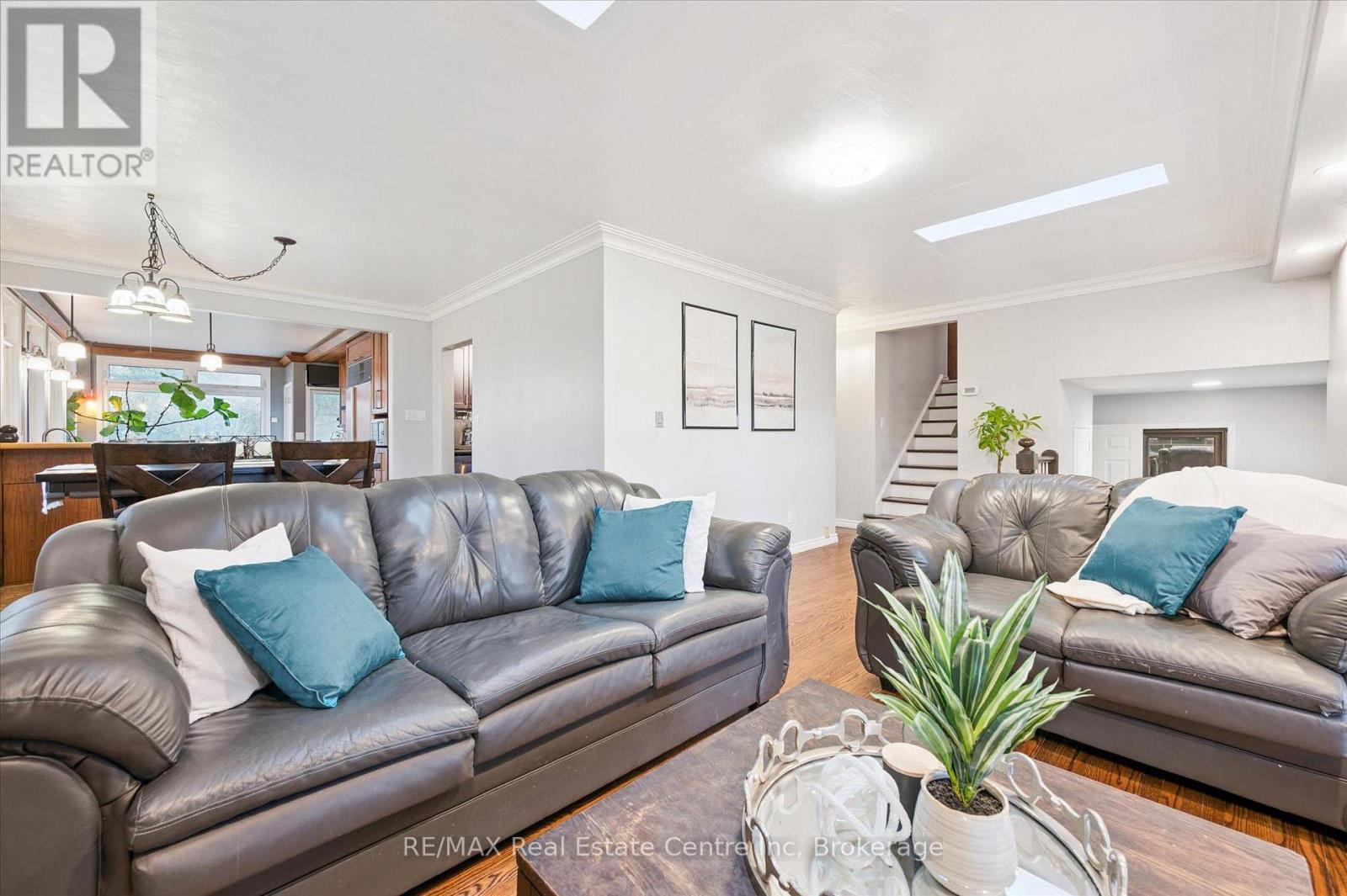 500 Watson Parkway S, Guelph, Ontario  N1L 0N9 - Photo 4 - X13080994