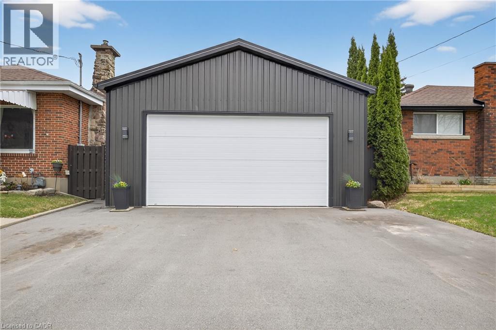 73 Avondale Street, Brantford, Ontario  N3S 4M1 - Photo 3 - 40826162