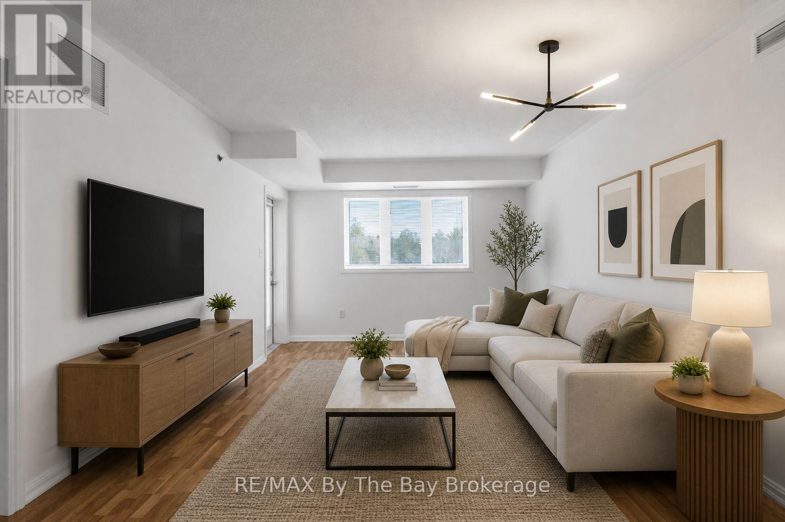 311 - 16 Westbury Road, Wasaga Beach, Ontario  L9Z 0B8 - Photo 4 - S13081560