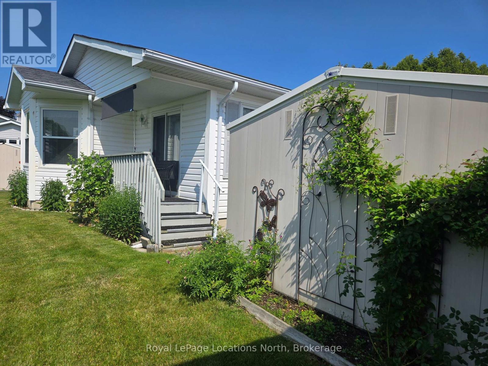 4 St James Place, Wasaga Beach, Ontario  L9Z 3A8 - Photo 31 - S13081644