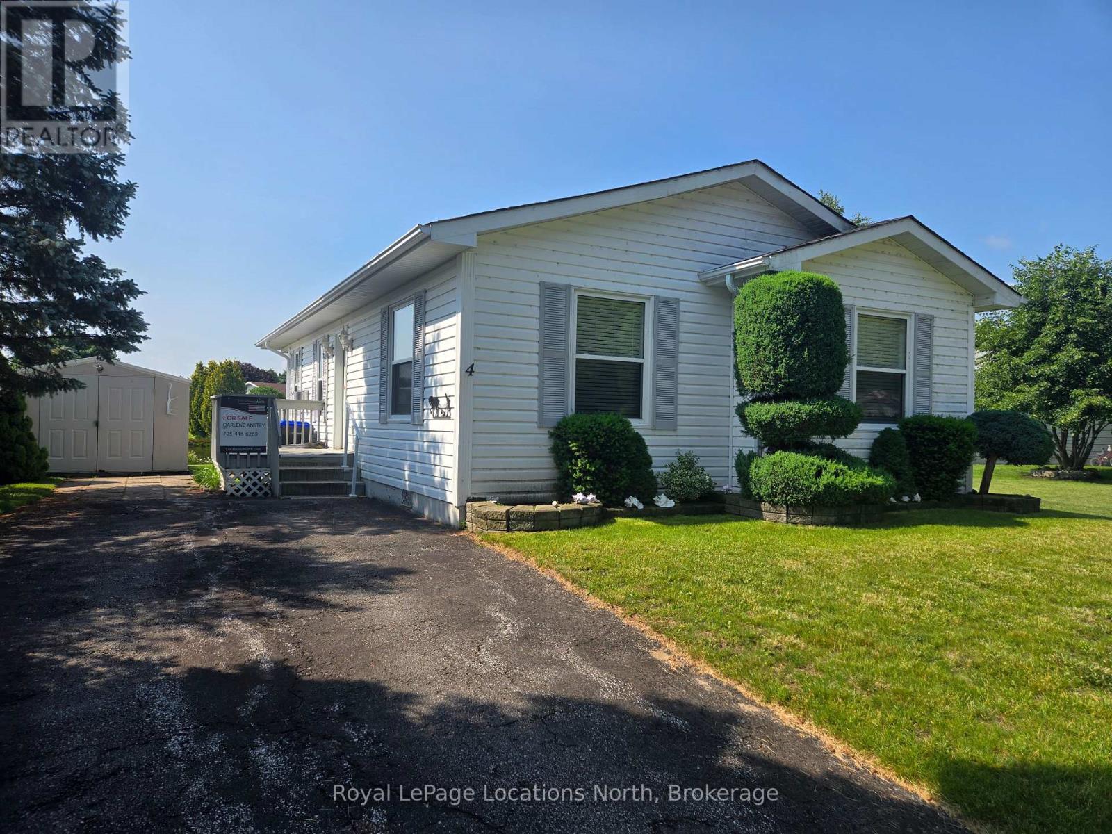4 St James Place, Wasaga Beach, Ontario  L9Z 3A8 - Photo 4 - S13081644