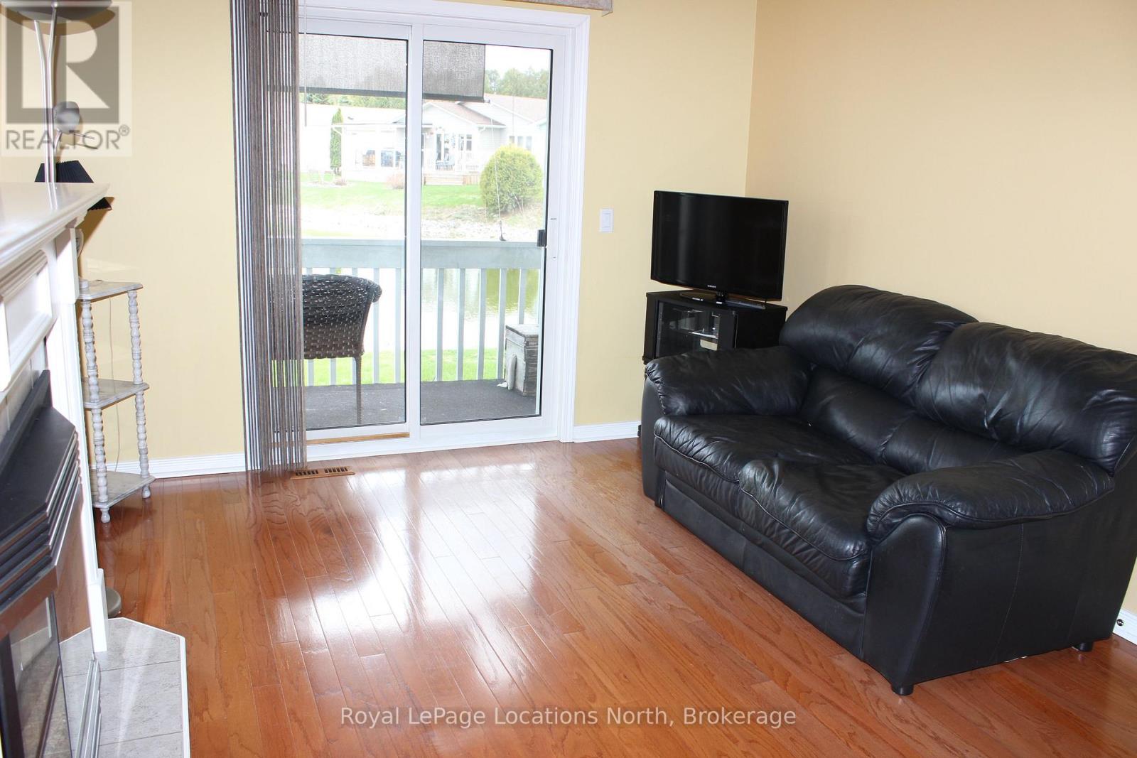 4 St James Place, Wasaga Beach, Ontario  L9Z 3A8 - Photo 9 - S13081644