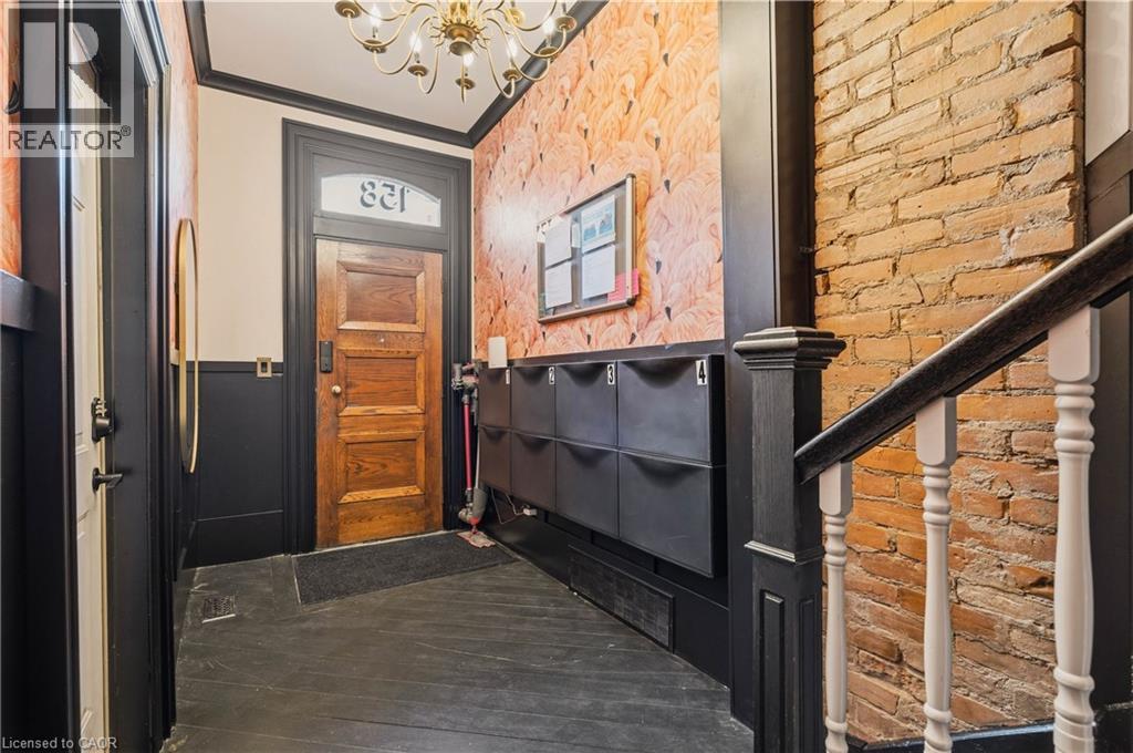 158 E Hunter Street E, Hamilton, Ontario  L8N 1M7 - Photo 4 - 40827070