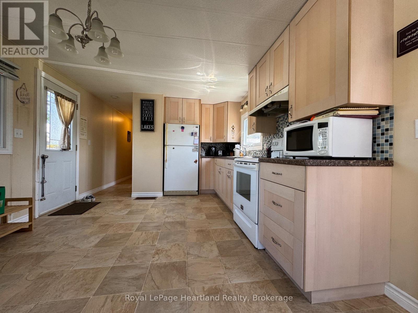 36 - 39724 Amberley Road, Morris Turnberry, Ontario  N0G 2W0 - Photo 8 - X13082322