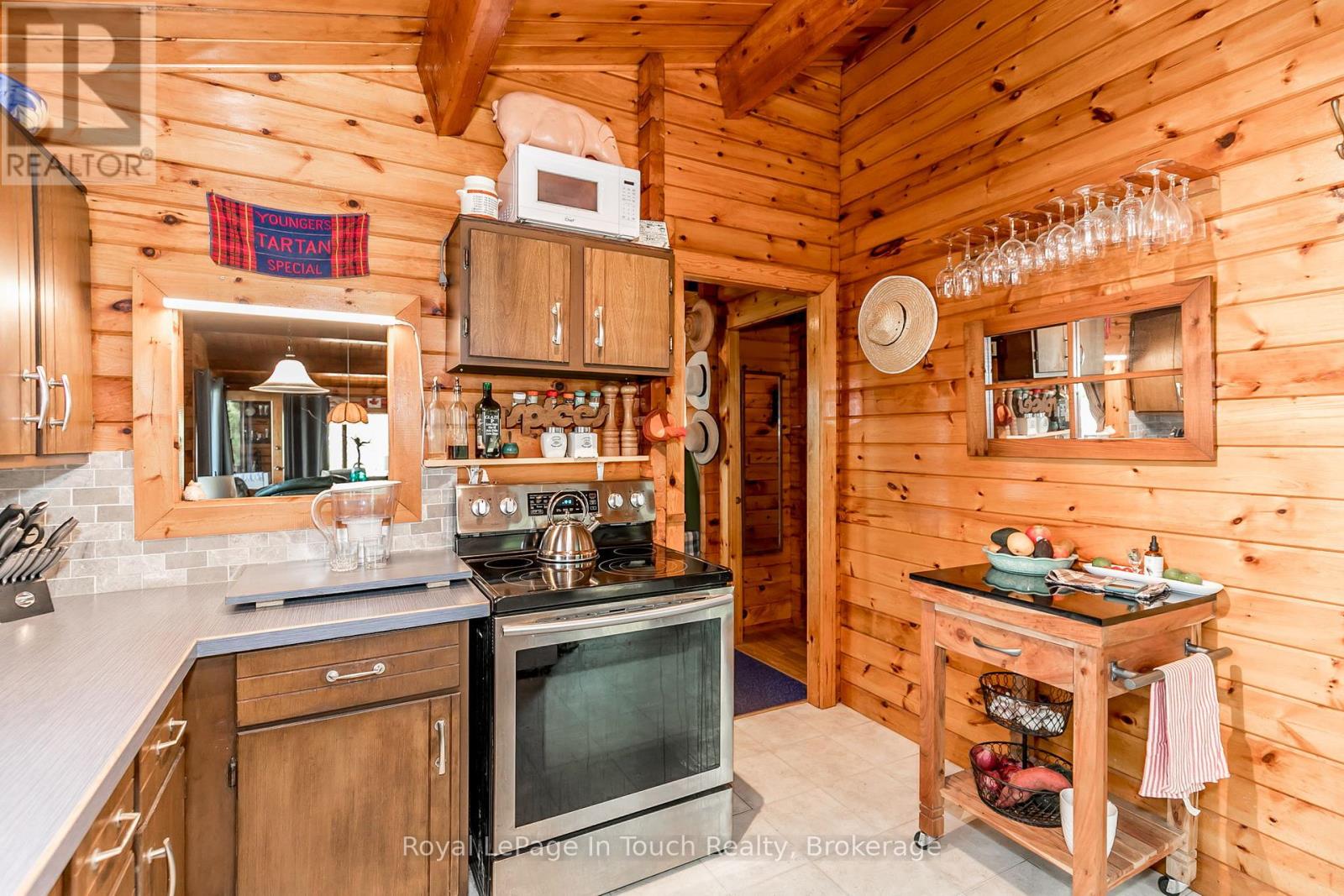 B207-7 Wahsoune Island, The Archipelago, Ontario  P2A 0B7 - Photo 20 - X13082342