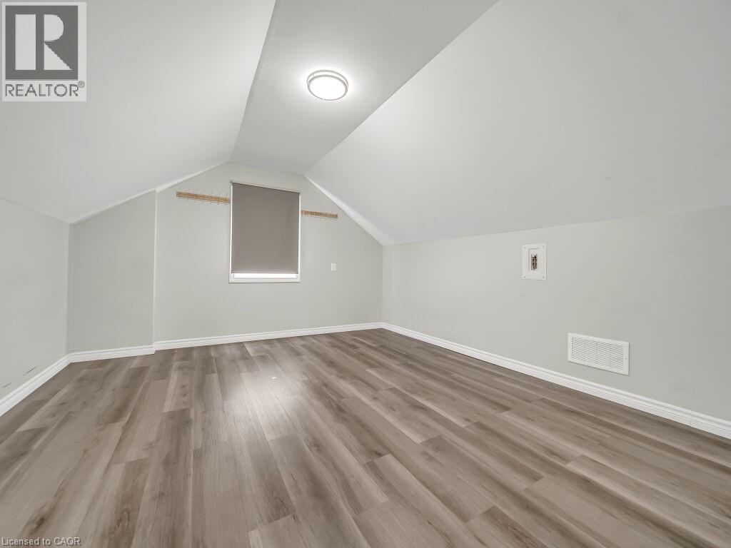 860 Vine Street, Cambridge, Ontario  N3H 2Z5 - Photo 30 - 40827134