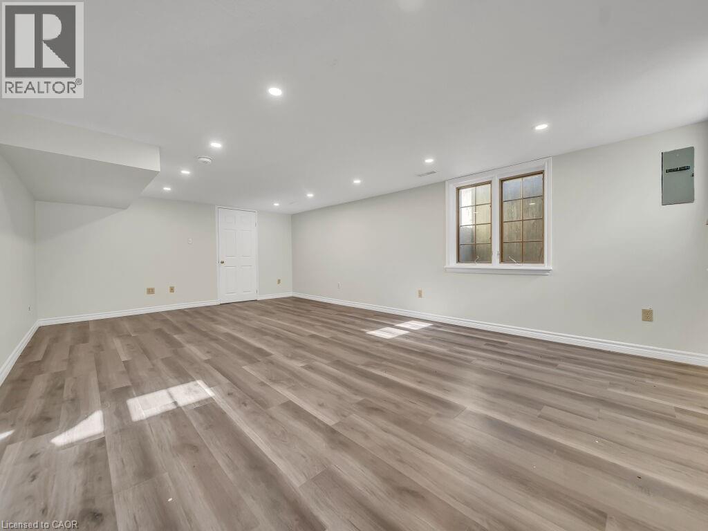 860 Vine Street, Cambridge, Ontario  N3H 2Z5 - Photo 45 - 40827093