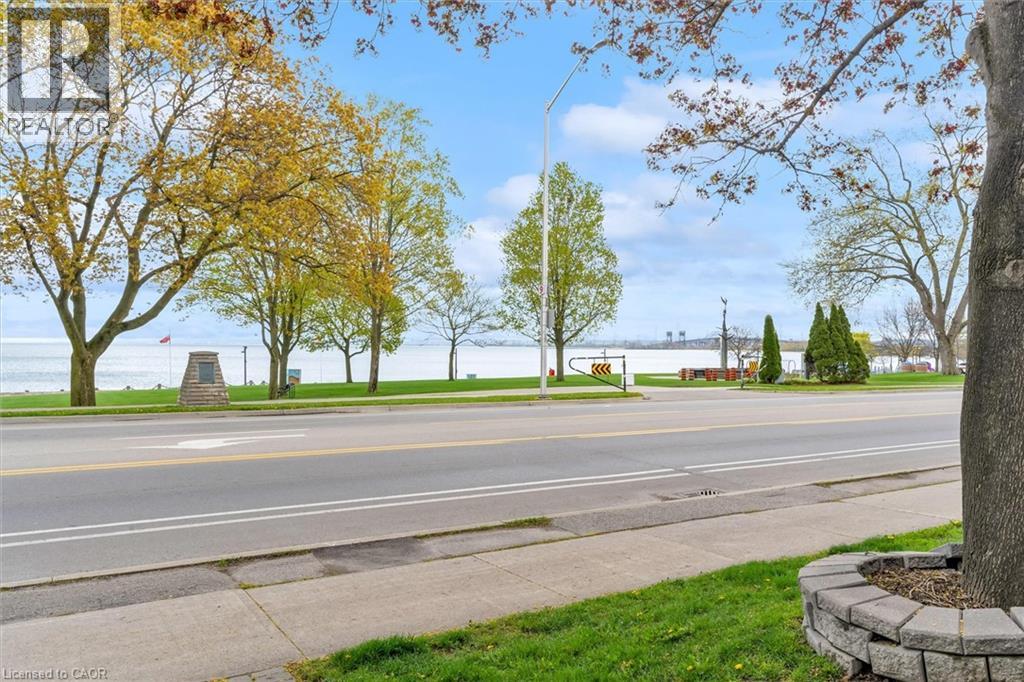 1389 Lakeshore Road, Burlington, Ontario  L7S 1B1 - Photo 50 - 40825361