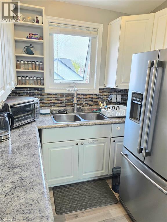 16 Forest Hill Road, St. Catharines, Ontario  L2R 3T7 - Photo 23 - 40827121